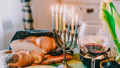 开云电竞中国-富勒姆防线漏洞频出，白百合能否保级？，富勒姆外号叫什么